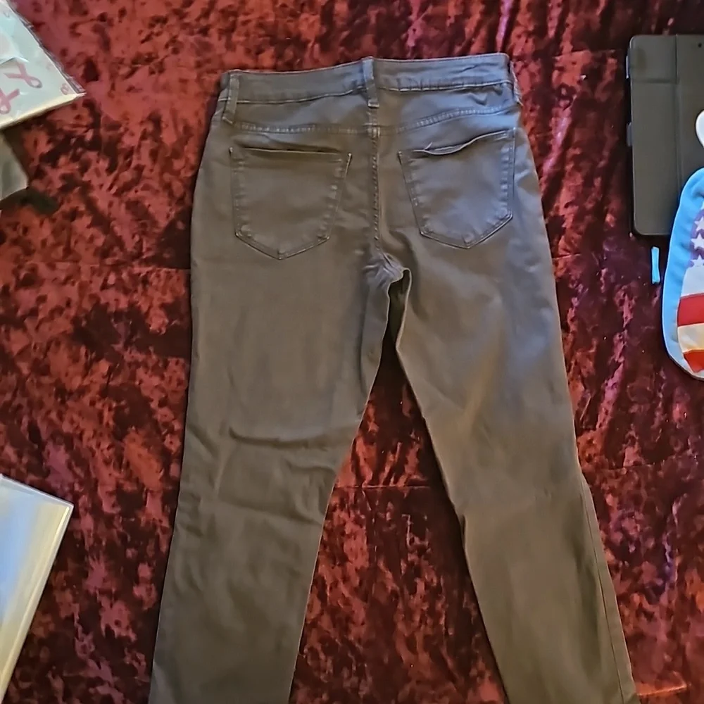 Universal Thread jeans - Picture 2 of 12